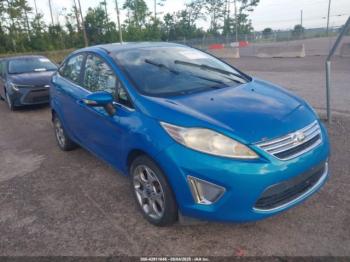  Salvage Ford Fiesta