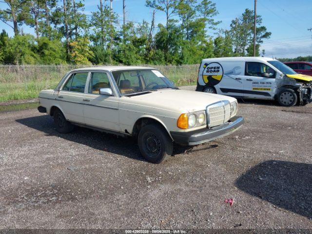  Salvage Mercedes-Benz 240