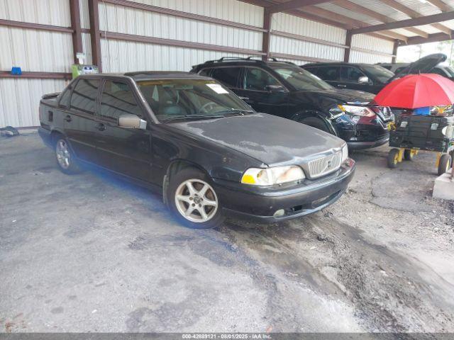  Salvage Volvo S70