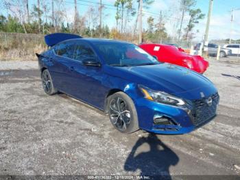  Salvage Nissan Altima