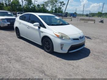  Salvage Toyota Prius