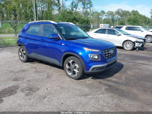  Salvage Hyundai VENUE