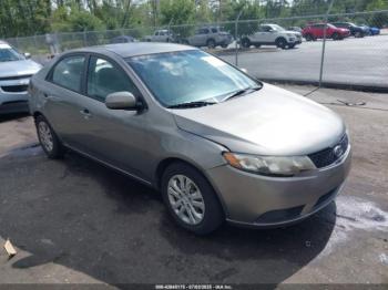  Salvage Kia Forte