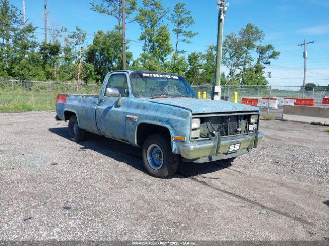  Salvage Chevrolet C10