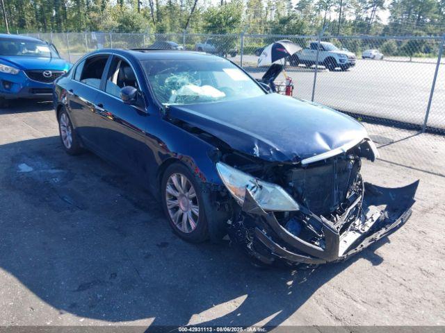  Salvage Hyundai Genesis