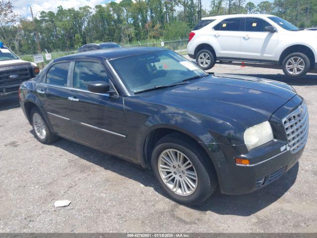  Salvage Chrysler 300