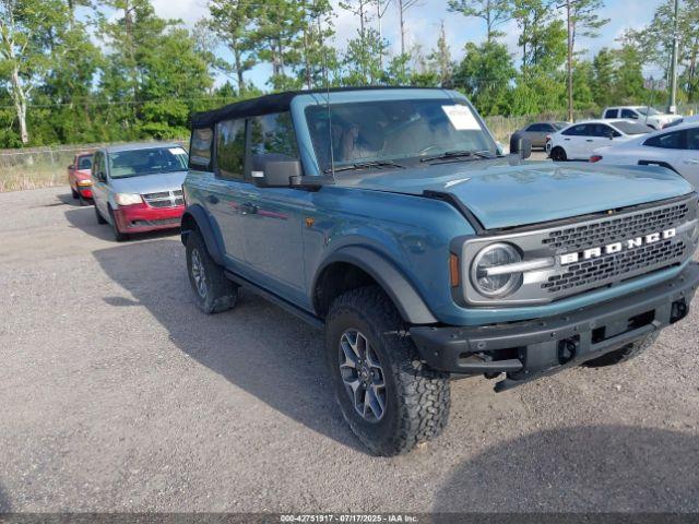  Salvage Ford Bronco