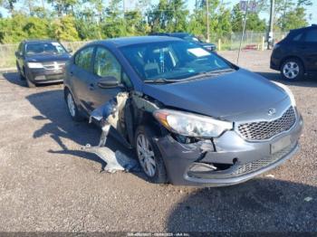  Salvage Kia Forte