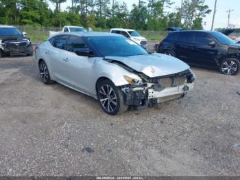  Salvage Nissan Maxima