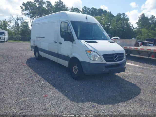  Salvage Mercedes-Benz Sprinter 2500