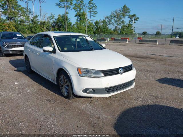  Salvage Volkswagen Jetta