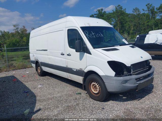  Salvage Mercedes-Benz Sprinter 2500