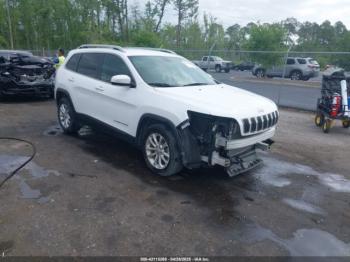  Salvage Jeep Cherokee