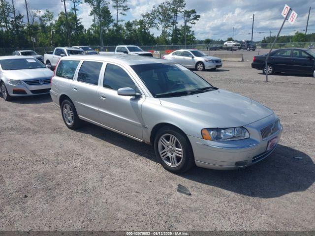  Salvage Volvo V70