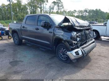  Salvage Toyota Tundra