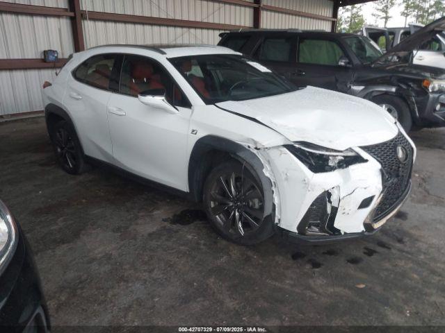  Salvage Lexus Ux
