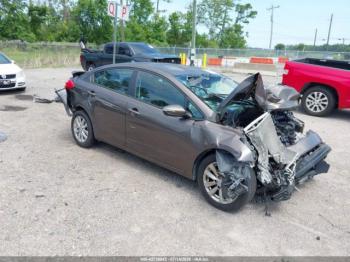  Salvage Kia Forte