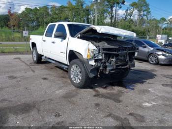  Salvage Chevrolet Silverado 2500
