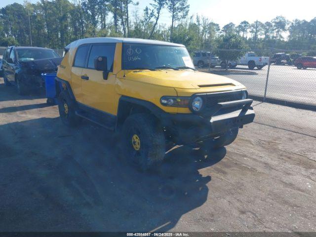  Salvage Toyota FJ Cruiser
