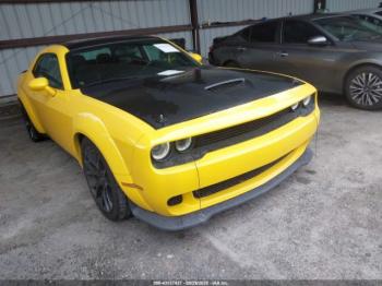 Salvage Dodge Challenger