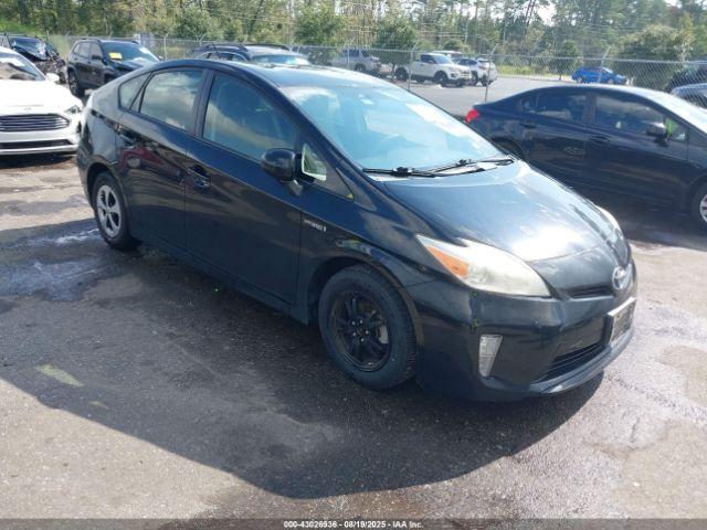  Salvage Toyota Prius