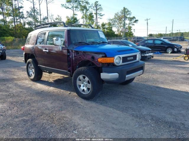  Salvage Toyota FJ Cruiser