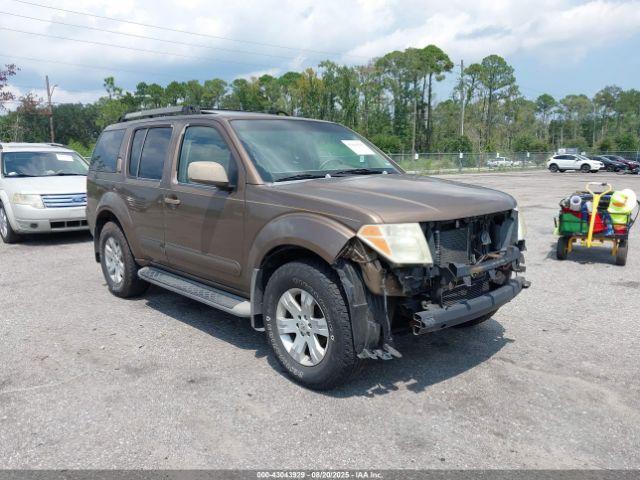  Salvage Nissan Pathfinder