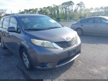  Salvage Toyota Sienna