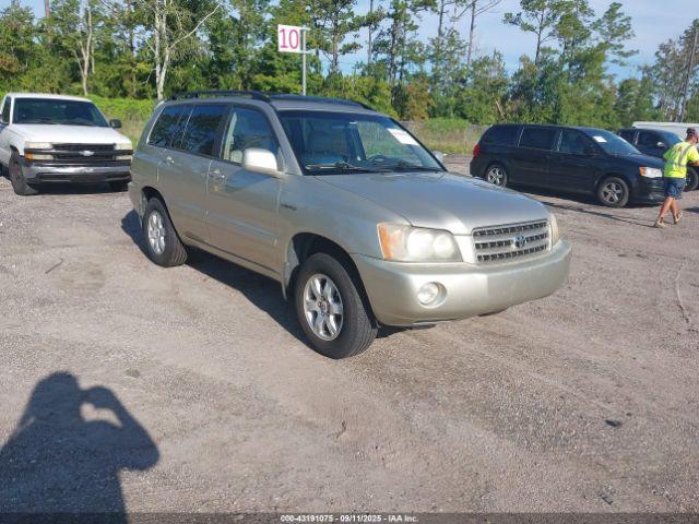  Salvage Toyota Highlander
