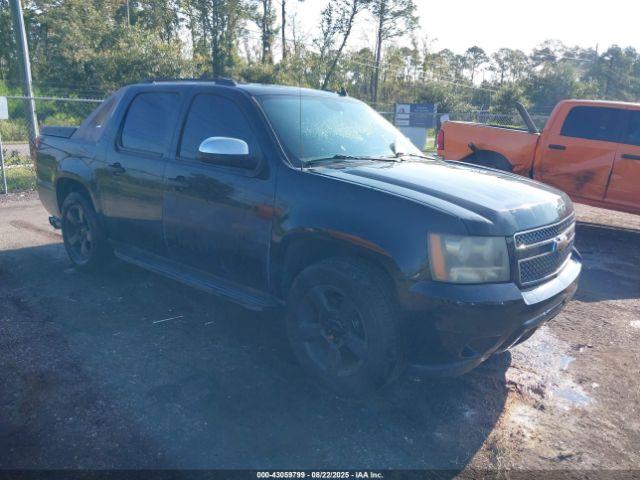  Salvage Chevrolet Avalanche 1500