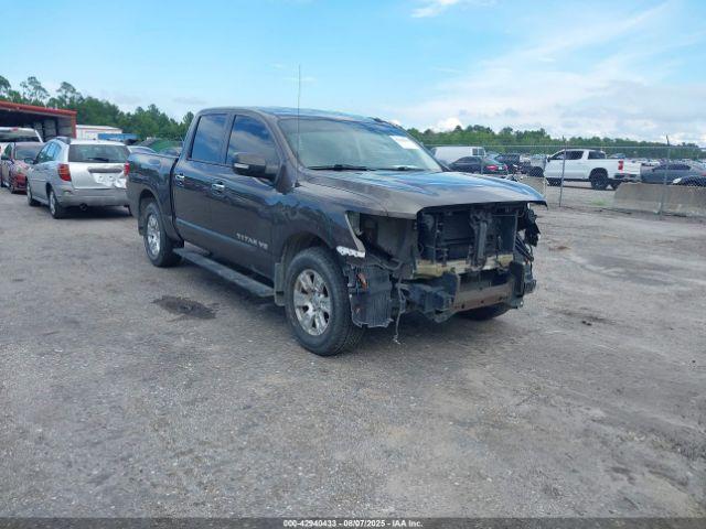  Salvage Nissan Titan