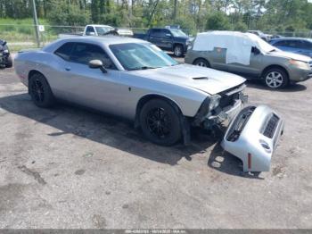  Salvage Dodge Challenger