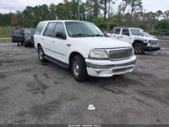  Salvage Ford Expedition