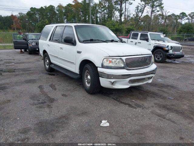  Salvage Ford Expedition