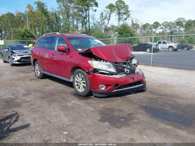 Salvage Nissan Pathfinder