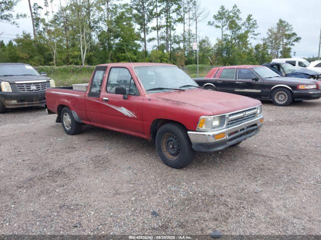 Salvage Toyota Pickup