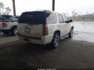 GMC Yukon Denali Image 12