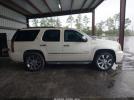 GMC Yukon Denali Image 4