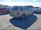 Kia Sedona Image 3