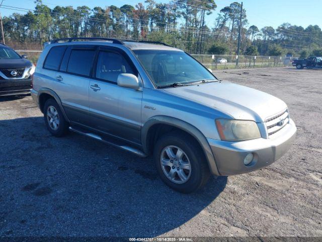  Salvage Toyota Highlander