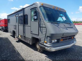  Salvage Chevrolet P30