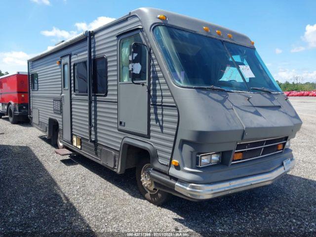  Salvage Chevrolet P30