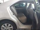 Toyota Corolla Le Image 6