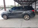 Ford Explorer Limited Image 14