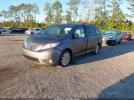 Toyota Sienna Limited V6 7 Passenger Image 3