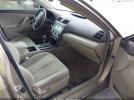 Toyota Camry Ce Image 6