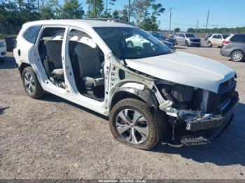  Salvage Subaru Ascent