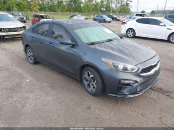  Salvage Kia Forte