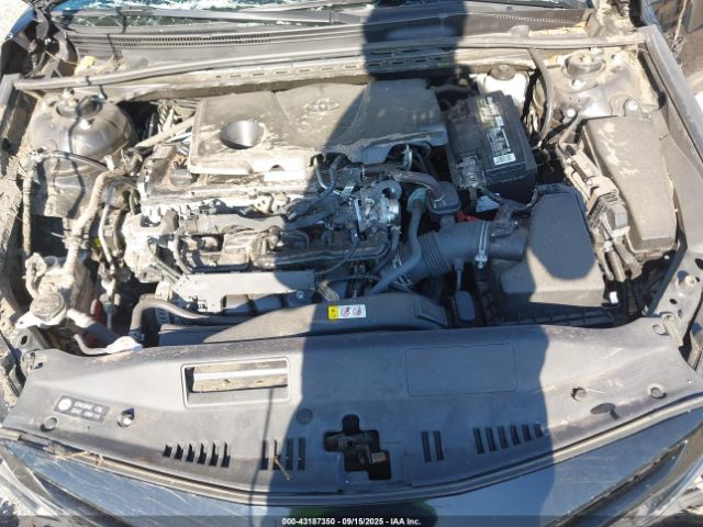 Toyota Camry Se Image 15