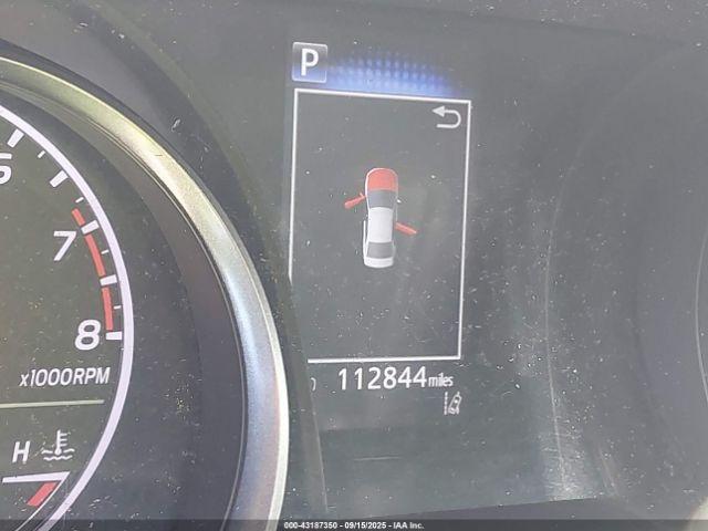 Toyota Camry Se Image 14